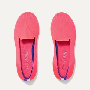 Rothy's kids size 4 Flamingo loafers